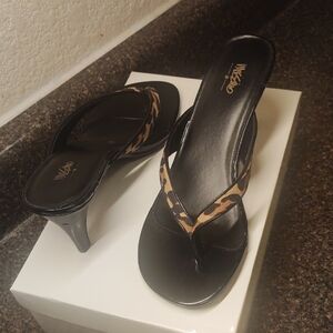 Leopard 3" Heel Thong Flip Flops Sandals by Mossimo EUC! Size 8